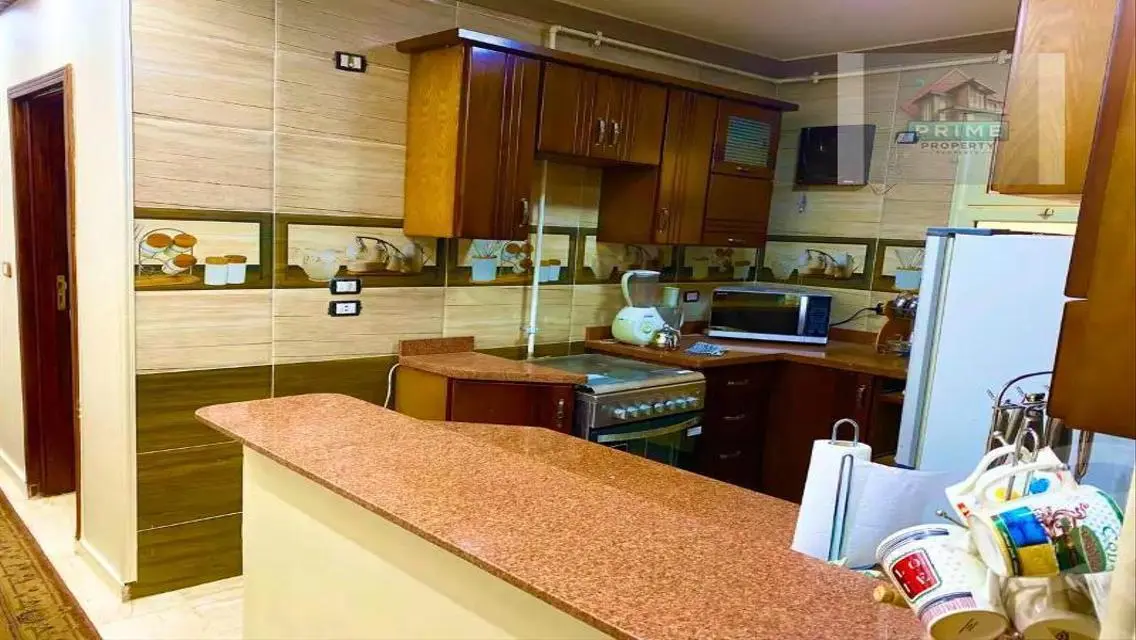 شقة فاخرة للإيجار بمساحة 135 متر