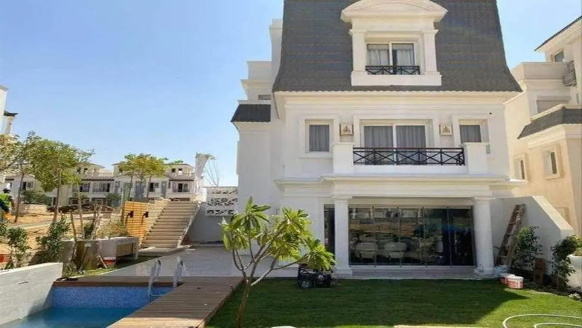 Luxury Villa with Private Pool and Garden