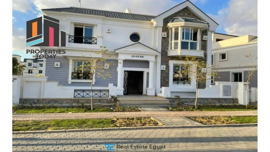 Luxury Villa for Sale with Private Pool in Prime Location