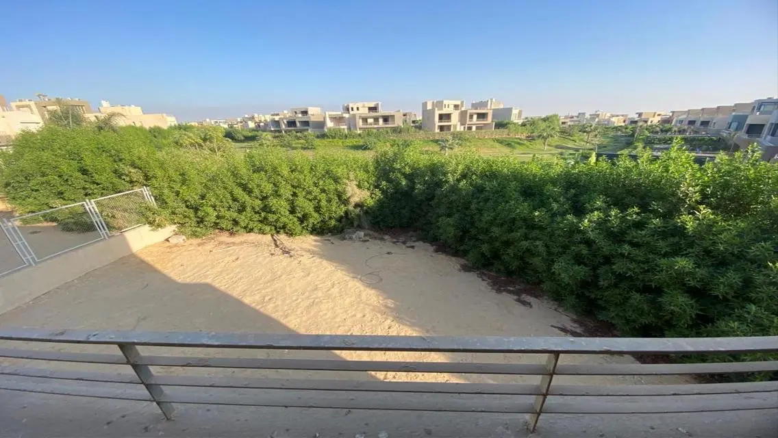 شقة فاخرة للبيع في موقع متميز