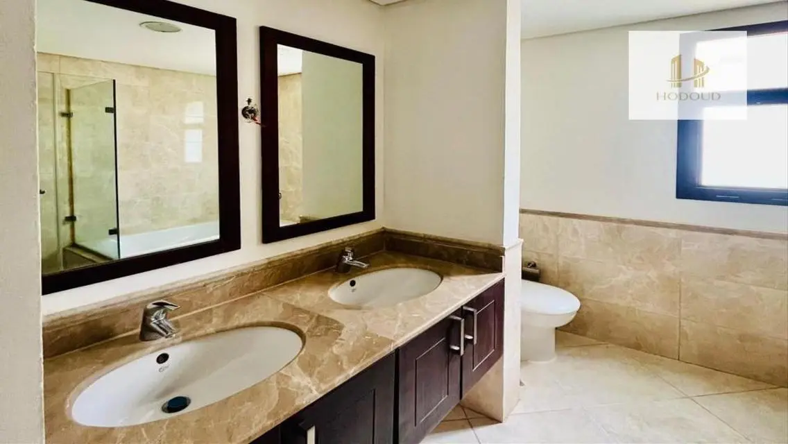 Luxury Apartment in Prime Location