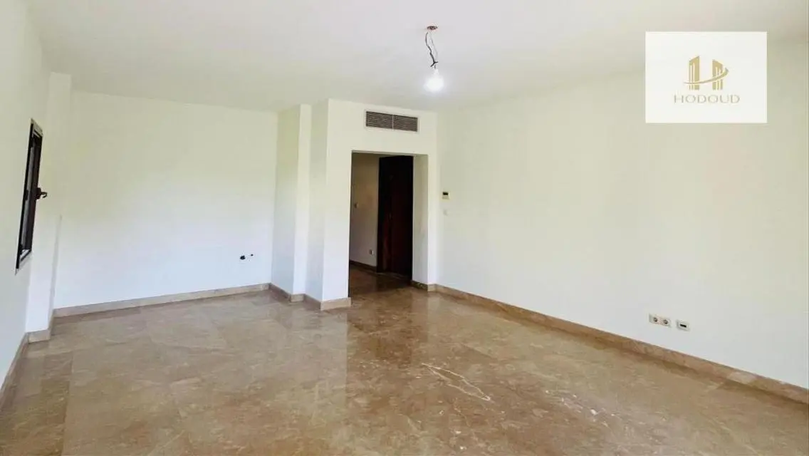 Luxury Apartment in Prime Location
