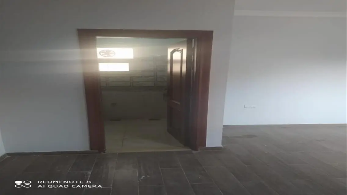 شقة مميزة للإيجار في قلب المدينة