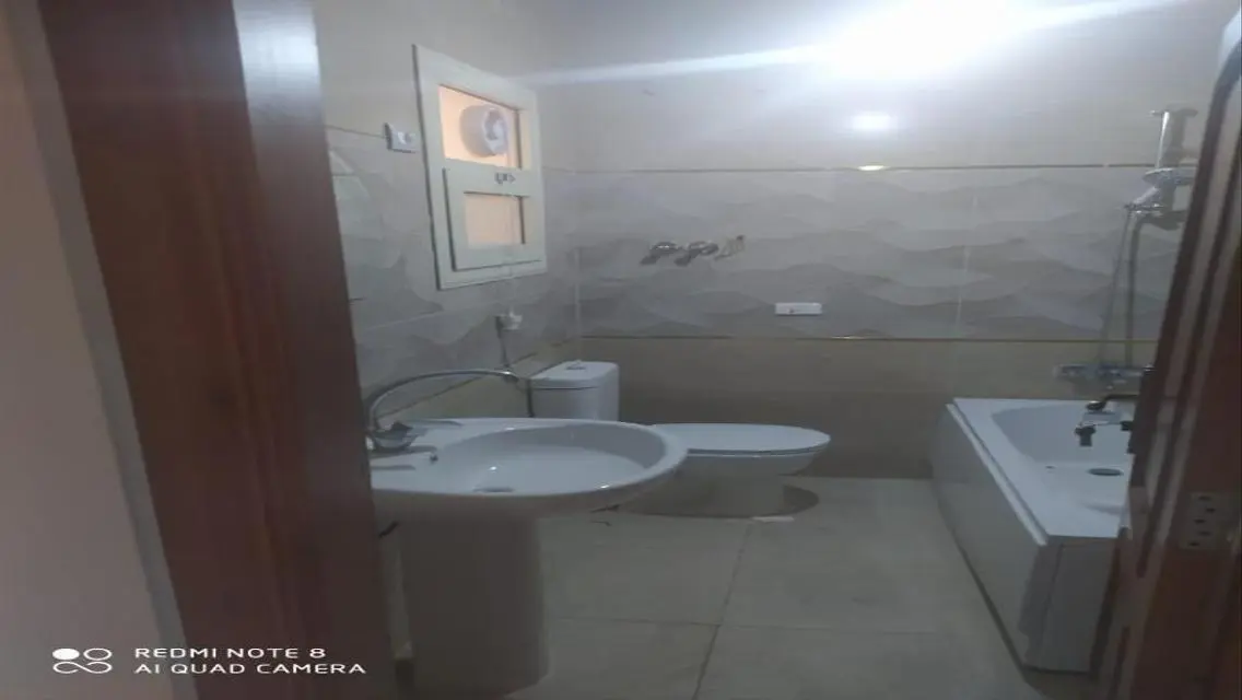 شقة مميزة للإيجار في قلب المدينة