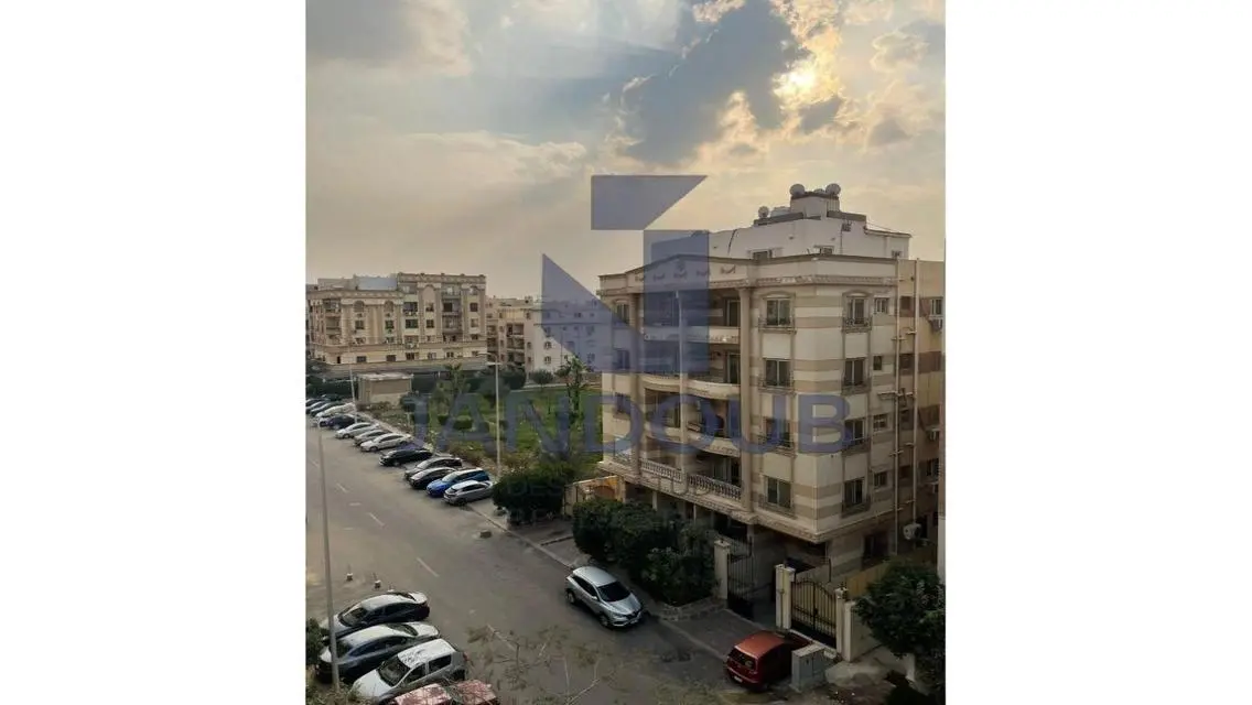 شقة رائعة 34-34 مع إطلالة رائعة