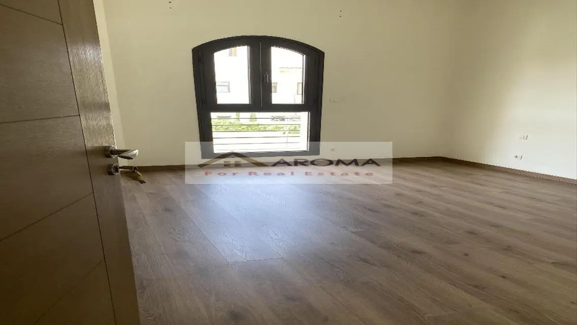 Luxury Apartment for Sale in the Heart of the City
