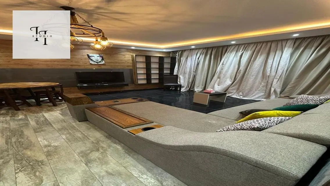 Luxury 3-Bedroom Apartment in AUC 20