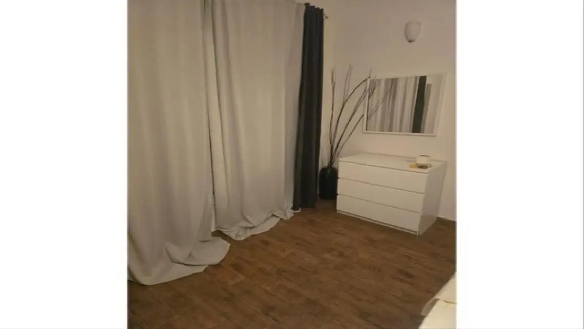 Luxury Apartment with Security Guard