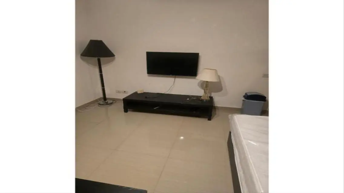 Luxury Apartment with Security Guard