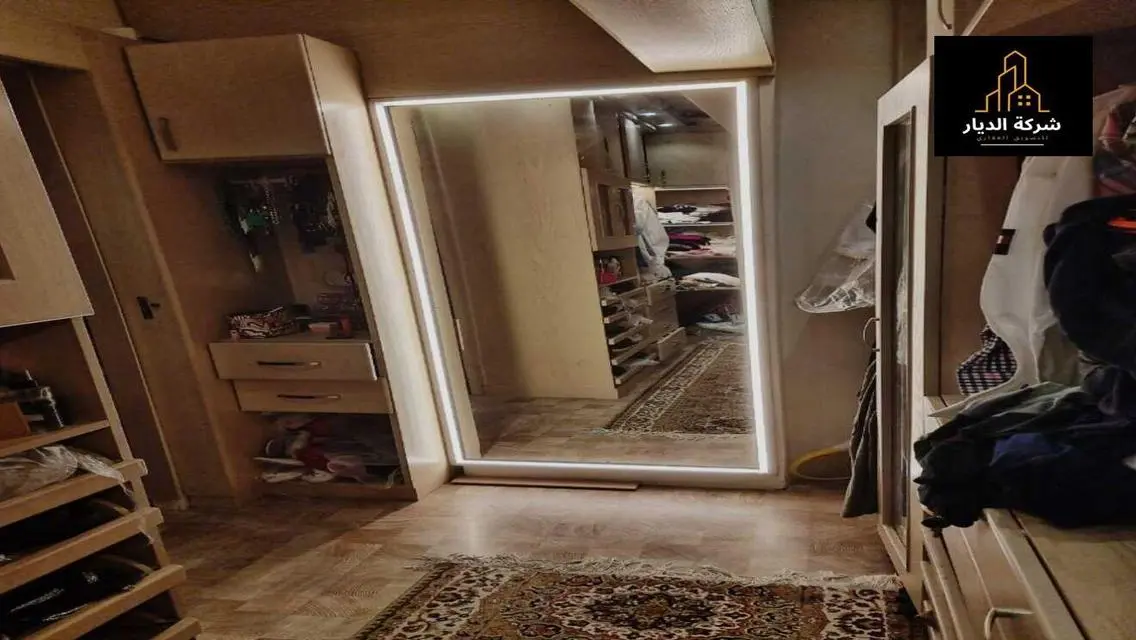 شقة فاخرة للبيع بمساحة مذهلة