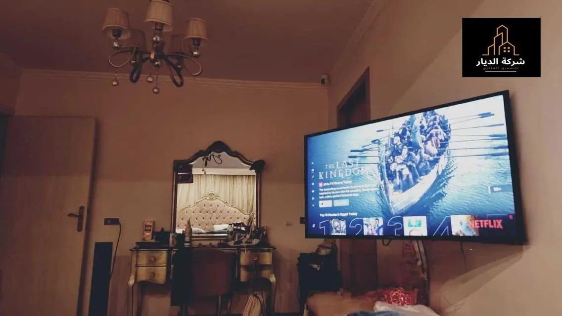 شقة فاخرة للبيع بمساحة مذهلة