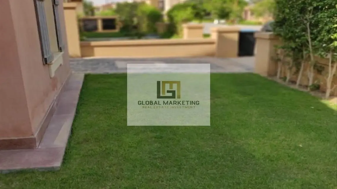 Luxury Apartment with 2500 meters in the Heart of the City