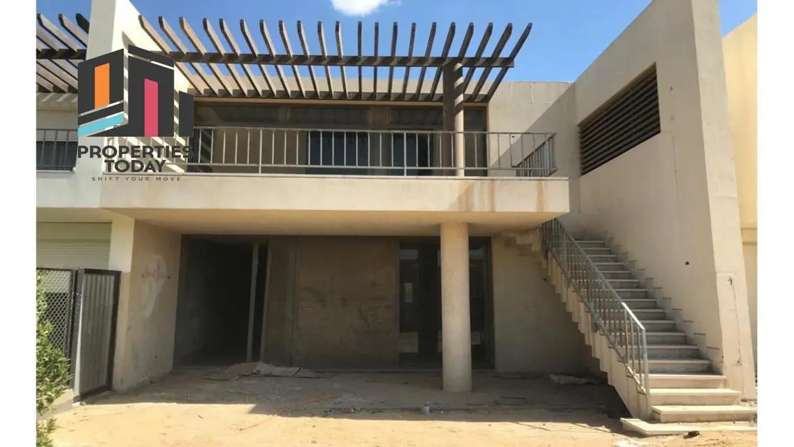 فيلا فاخرة مع مرافق متكاملة في قلب المدينة