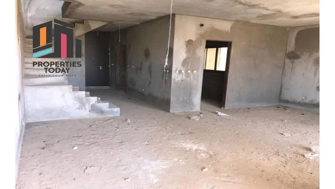 فيلا فاخرة مع مرافق متكاملة في قلب المدينة
