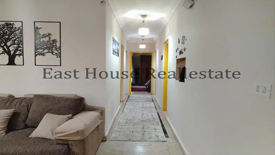 Luxurious Apartment for Rent with Spacious Living