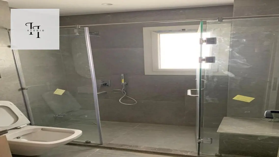 Luxurious Modern Home with All Amenities
