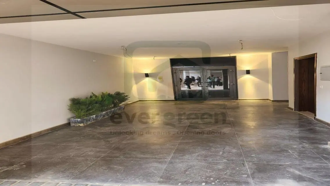 Luxury Apartment for Sale with Excellent Amenities and Stunning Views