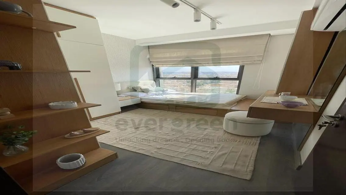 Luxury Apartment for Sale with Excellent Amenities and Stunning Views