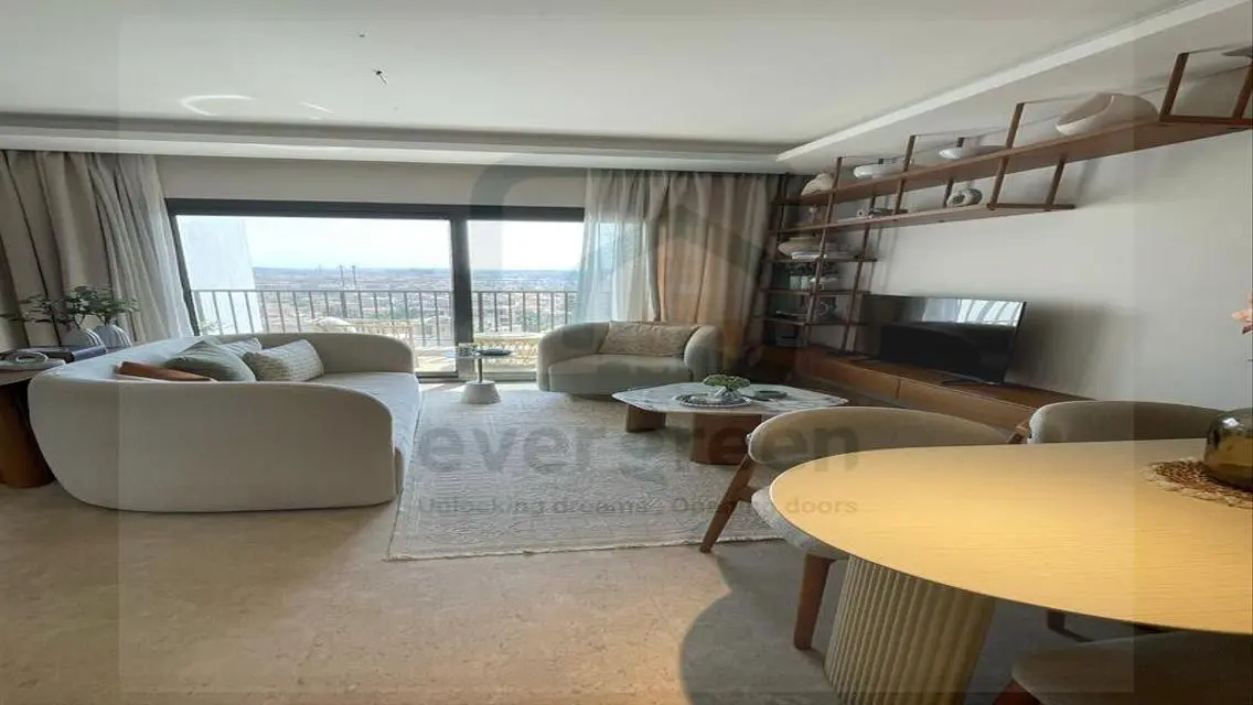 Luxury Apartment for Sale with Excellent Amenities and Stunning Views