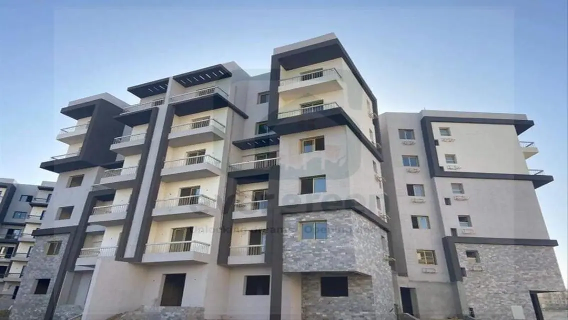 Luxury Villa for Sale in Ashgar City - 4 Bedrooms with Great Amenities