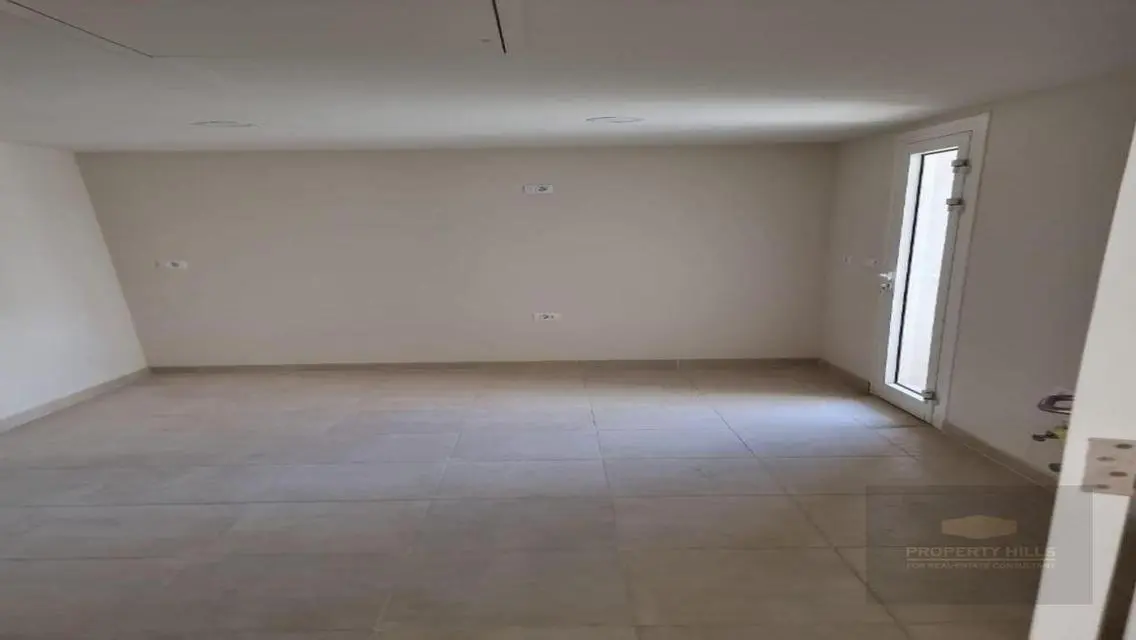 فيلا فاخرة مع تجهيزات استثنائية في موقع متميز