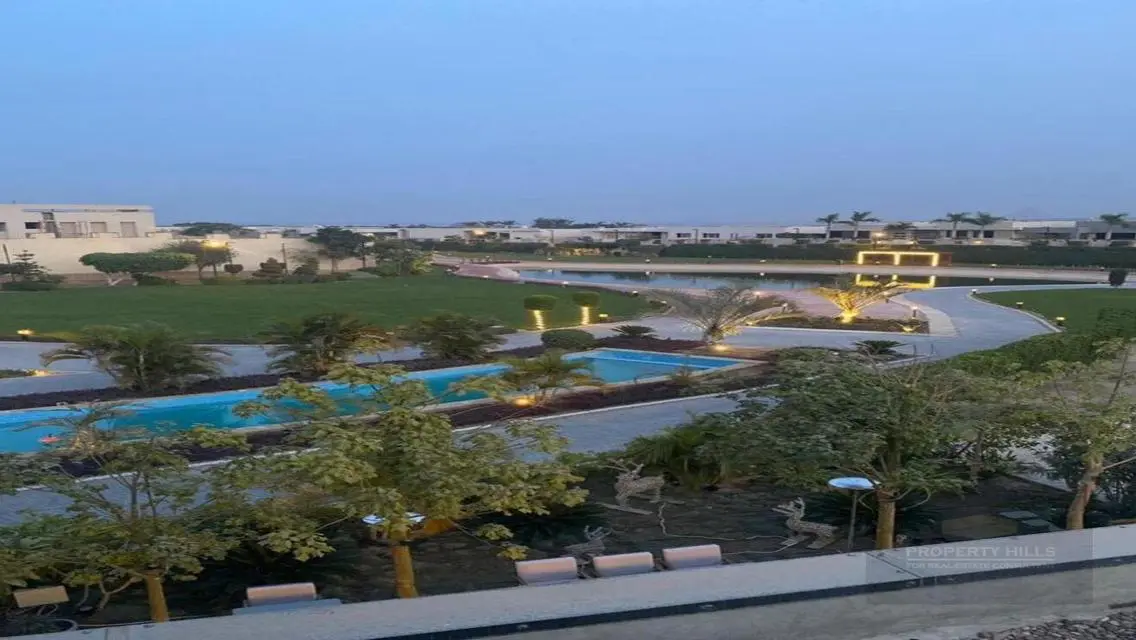 فيلا فاخرة مع تجهيزات استثنائية في موقع متميز