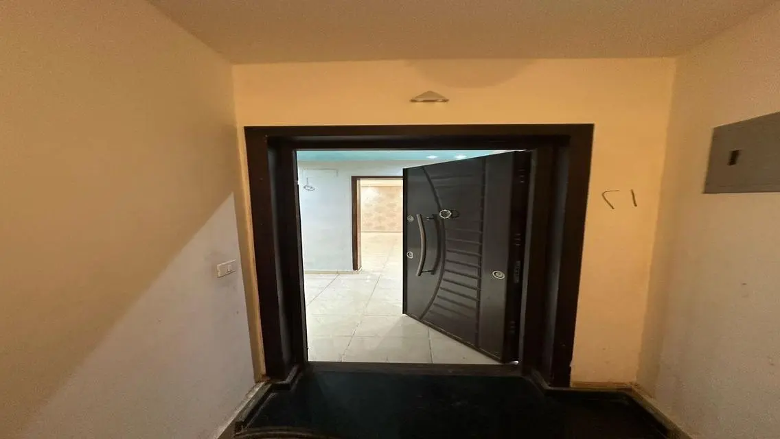 Spacious Apartment in B3 with 200 sqm