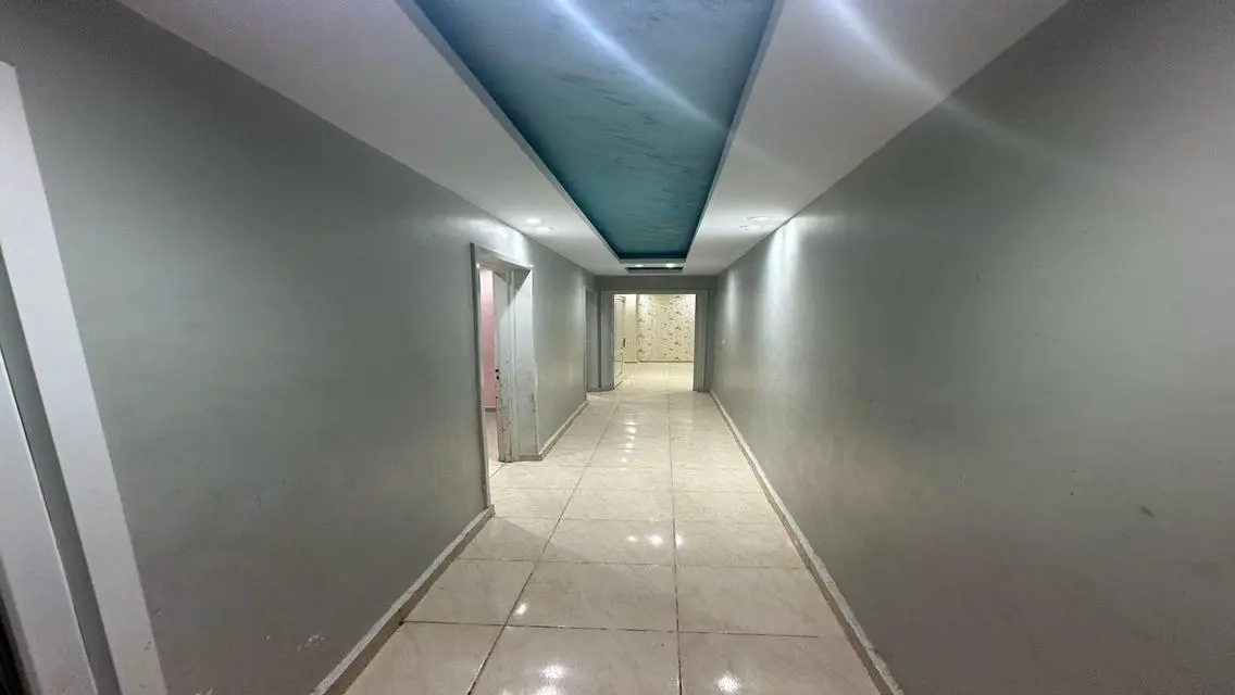 Spacious Apartment in B3 with 200 sqm