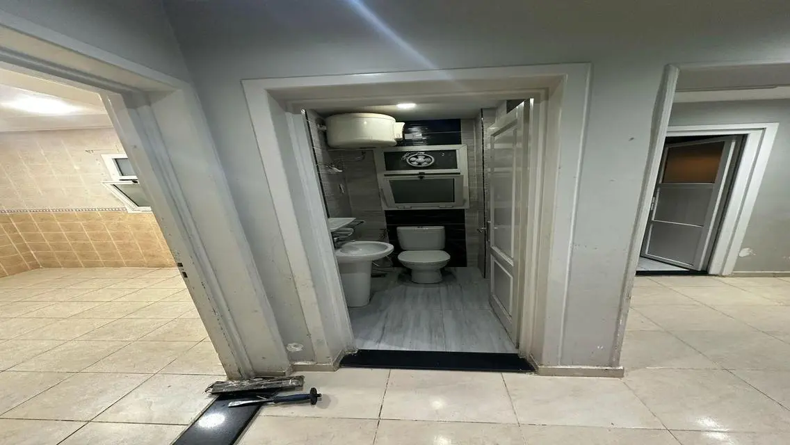Spacious Apartment in B3 with 200 sqm