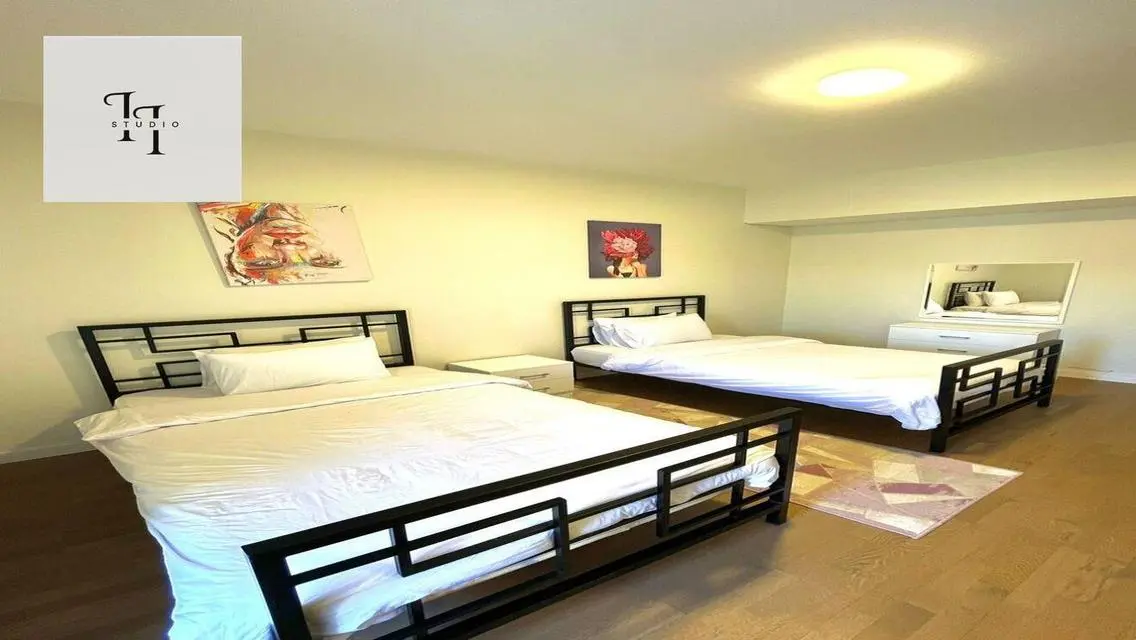 Luxurious 3-Bedroom Apartment with Stunning Amenities
