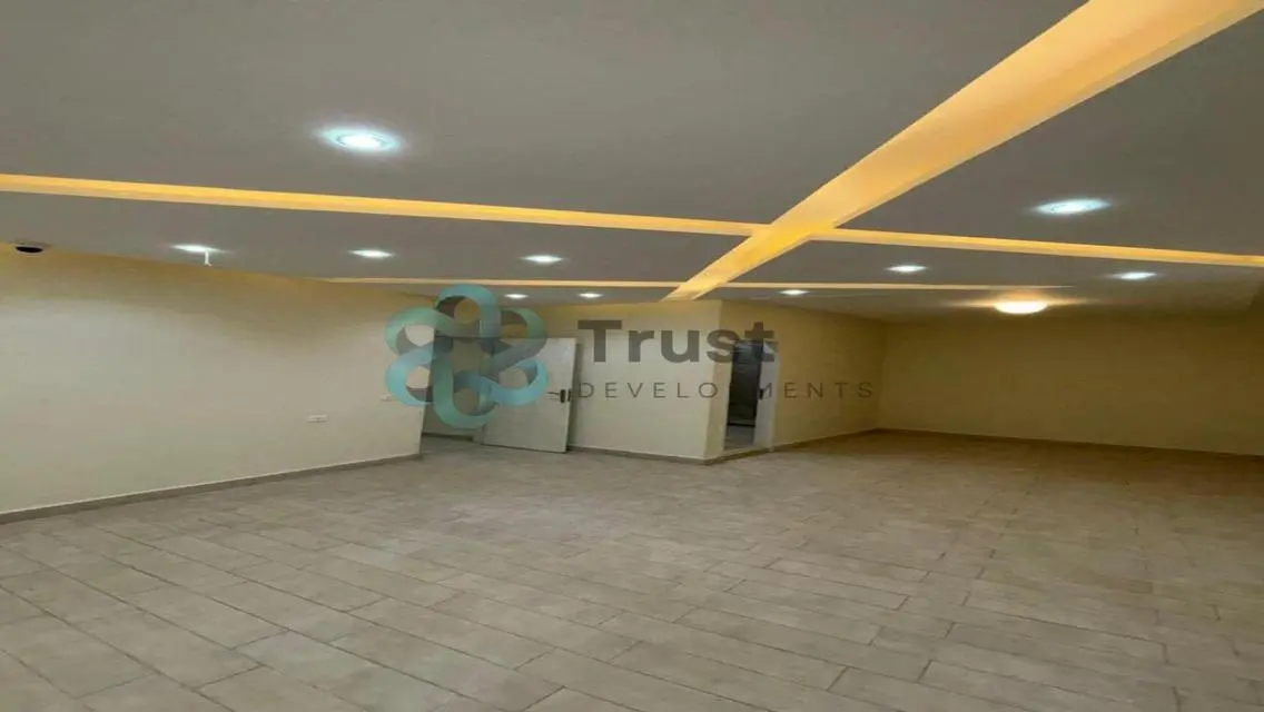 شقة فاخرة 3 غرف نوم للإيجار بسعر 35000 جنيهاً