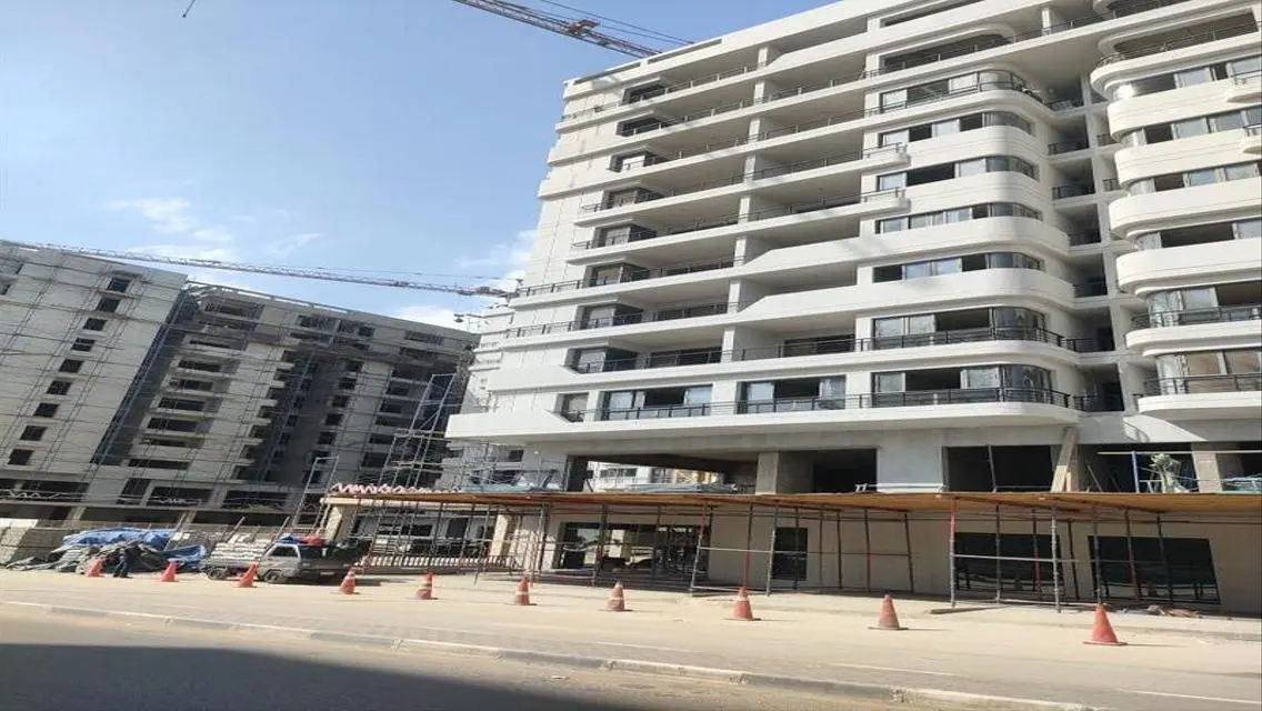 Luxurious Apartment in Heliopolis Compound
