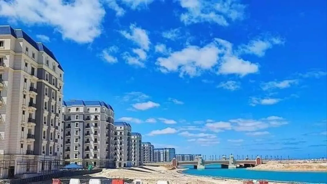 Luxury Apartment with Premium Amenities in Prime Location