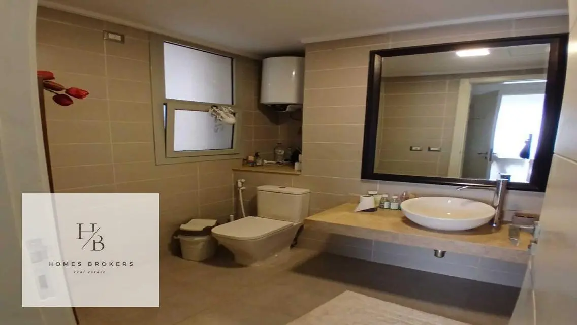 Luxury 3-Room Apartment for Rent with Scenic Views