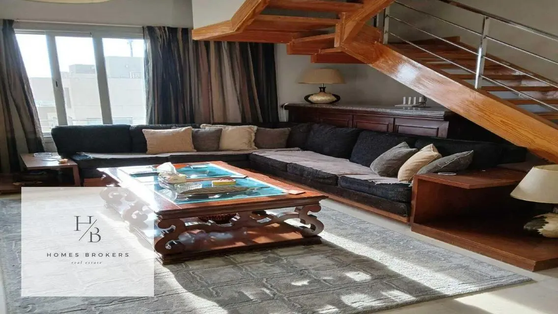 Luxury 3-Room Apartment for Rent with Scenic Views
