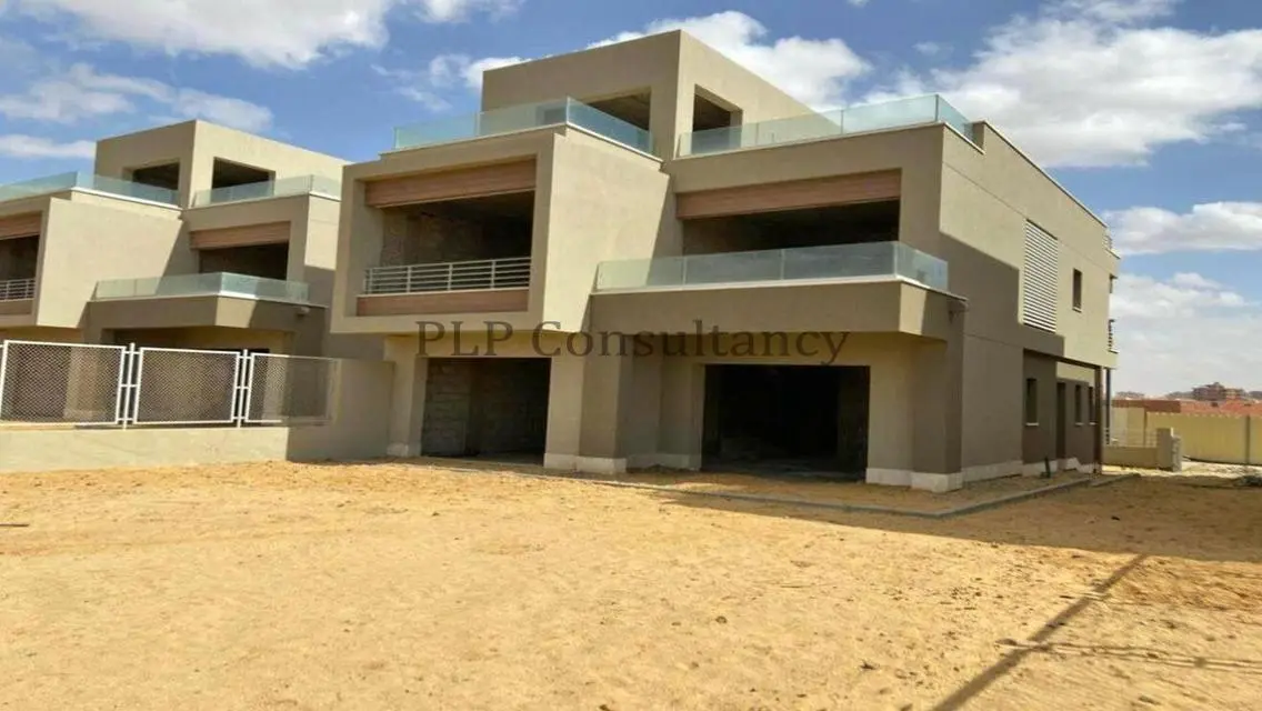 Luxury Villa for Sale in Prime Location