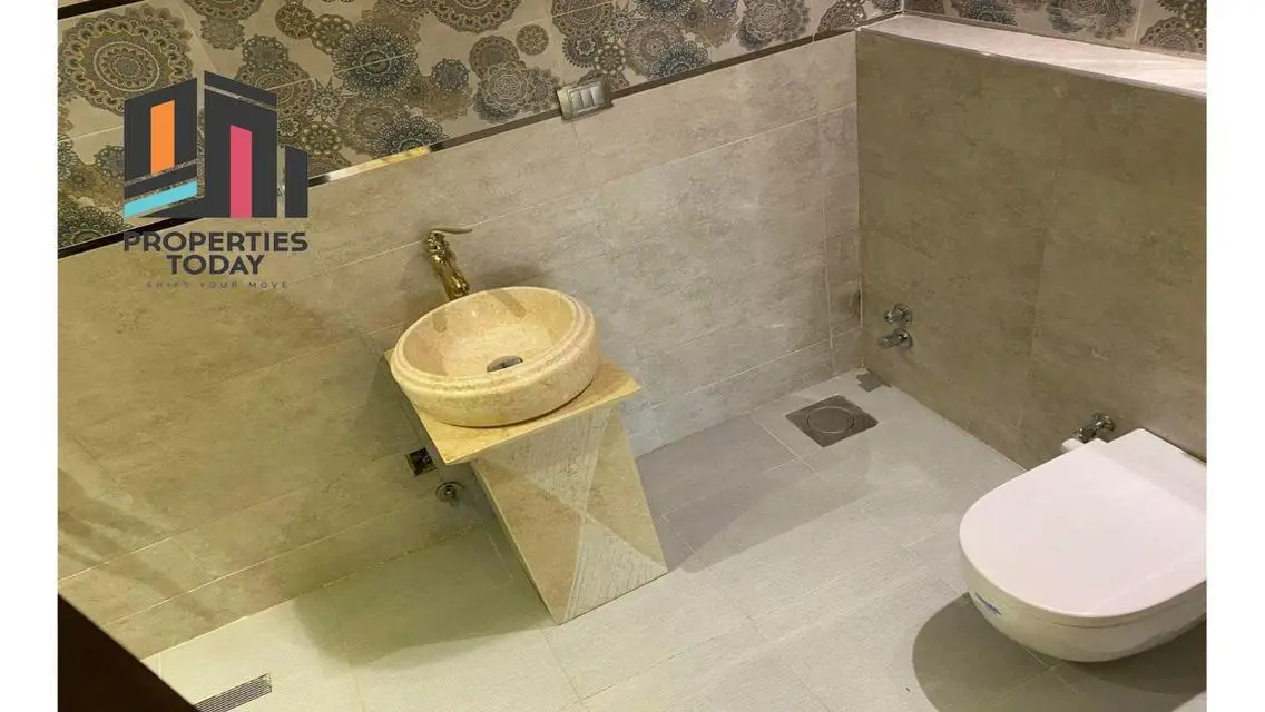 Luxury Villa 750 sqm with Private Garden and Pool