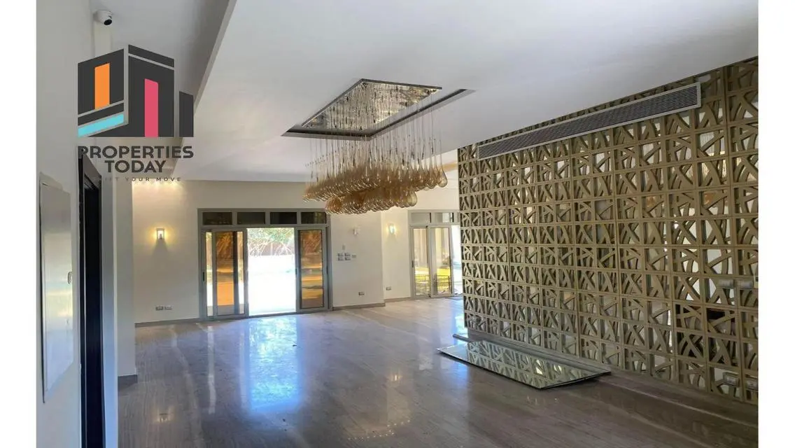 Luxury Villa 750 sqm with Private Garden and Pool