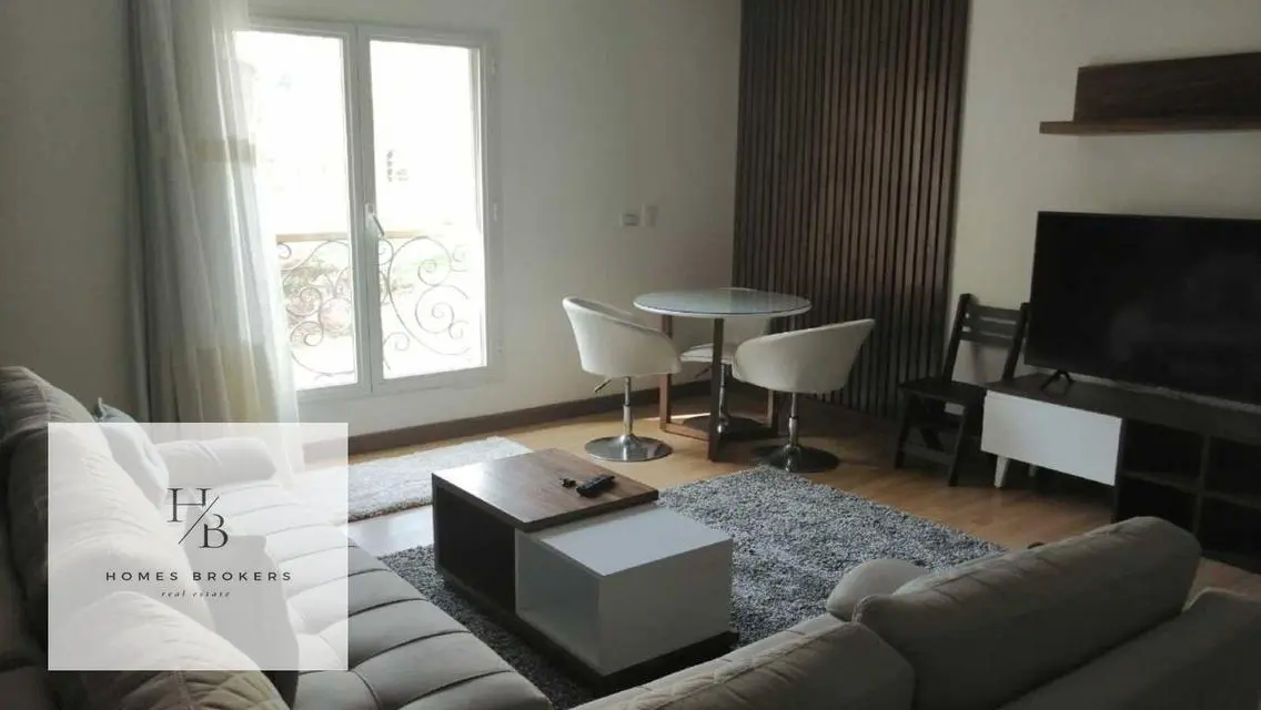 Luxury Apartment for Rent Overlooking Lakes