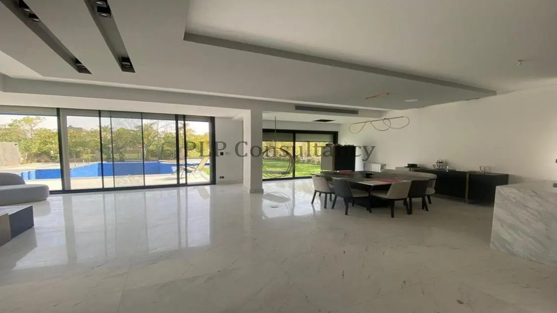 Luxurious Villa with Private Pool and Garden