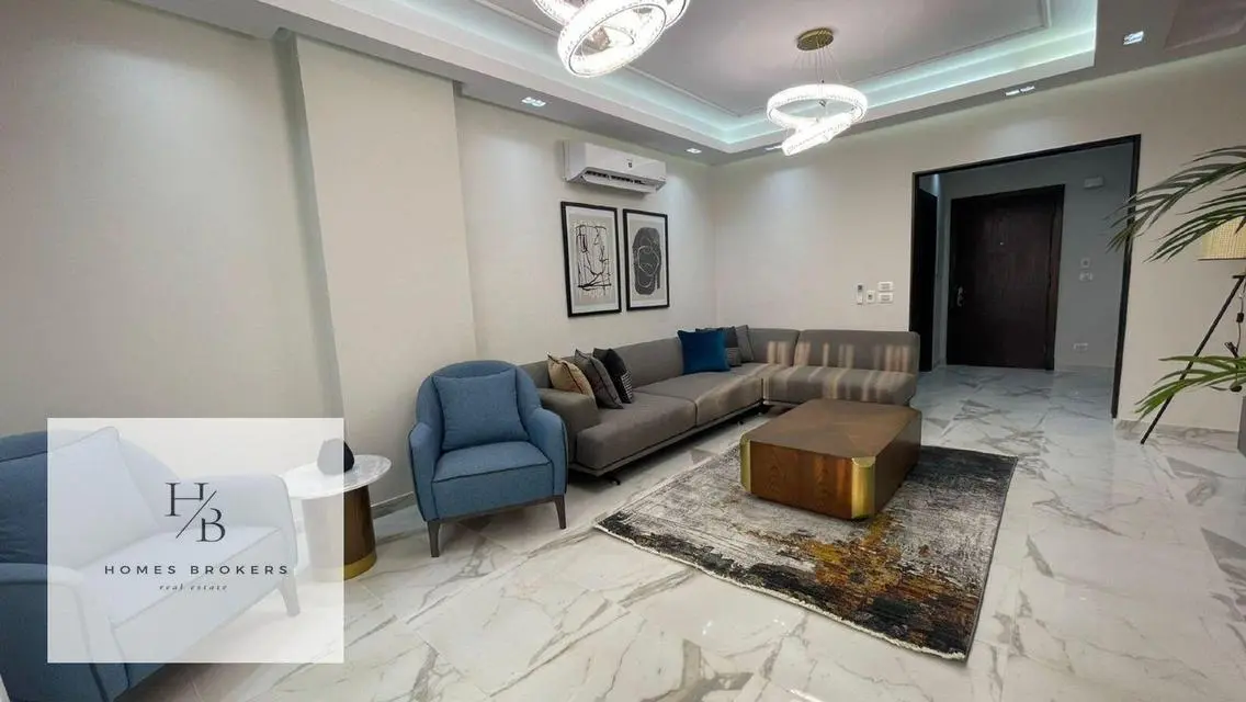 شقة فاخرة في Eastown Residences