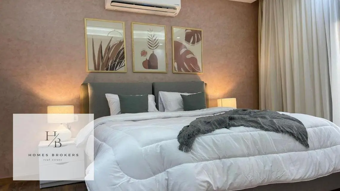 شقة فاخرة في Eastown Residences