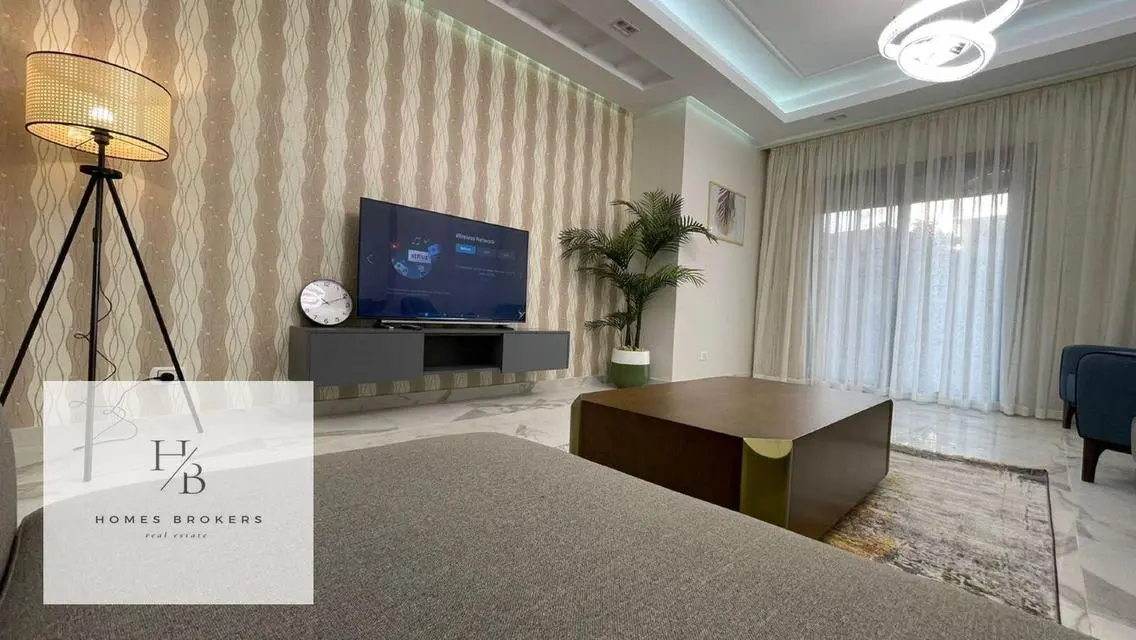 شقة فاخرة في Eastown Residences