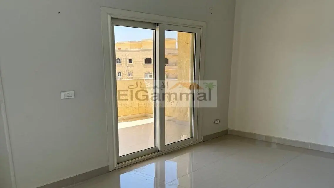 شقة عصرية للبيع بأحدث التجهيزات