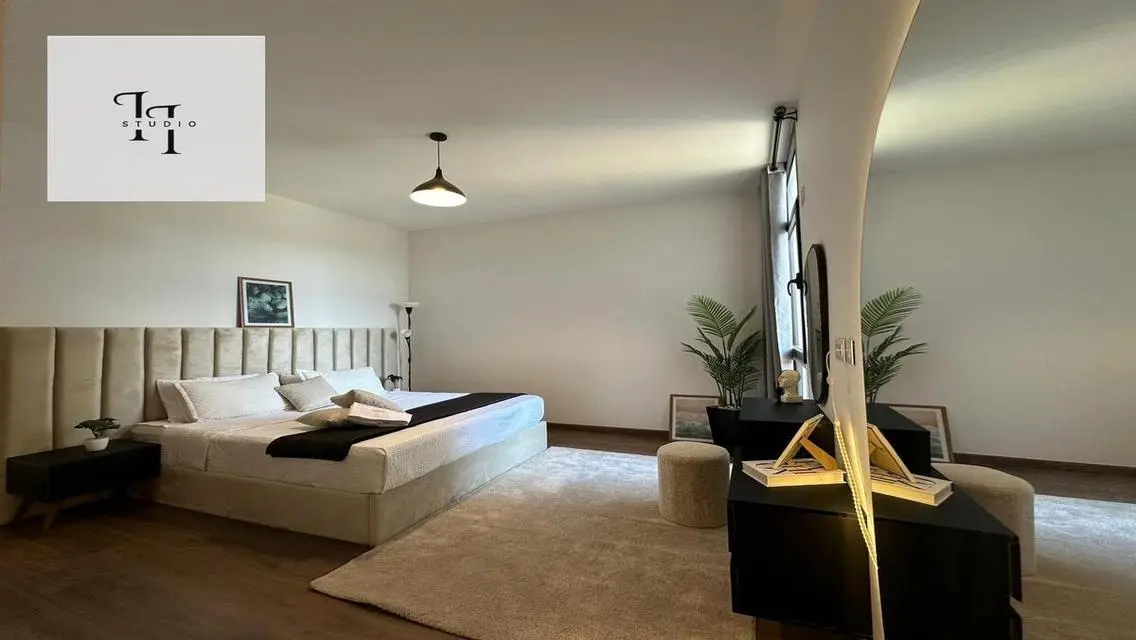 Luxury Apartment with Ideal Space in Prime Location