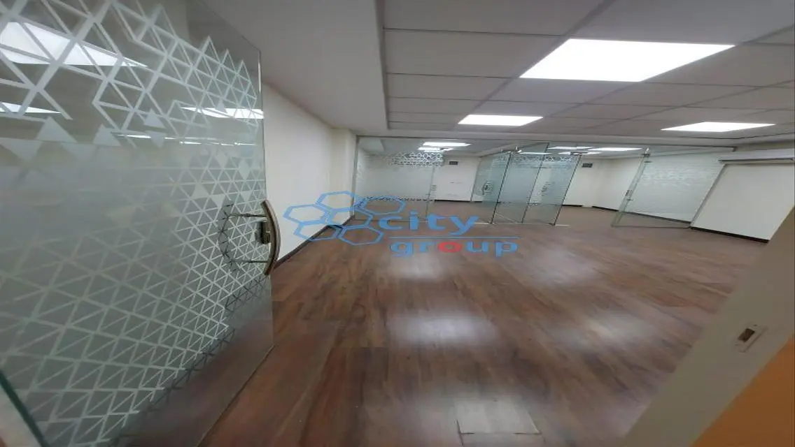 شقة فاخرة للإيجار في مدينة 350 متر