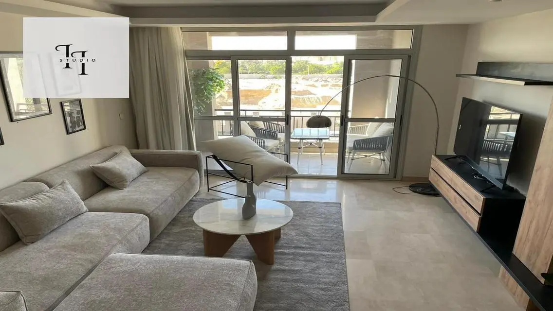 Spacious Apartment with Prime View and Amenities