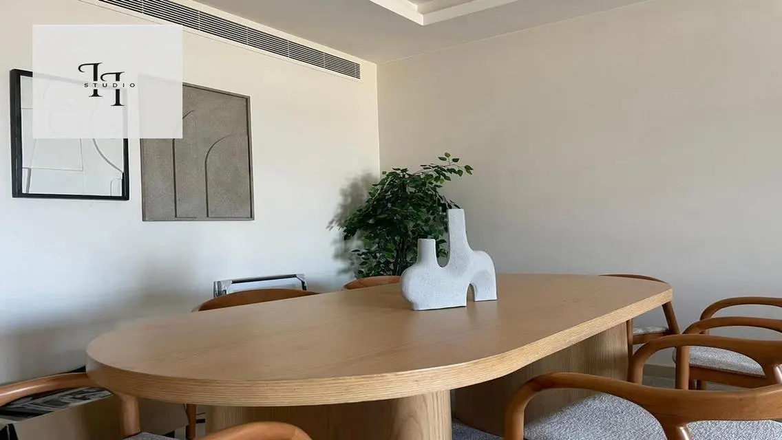 Spacious Apartment with Prime View and Amenities