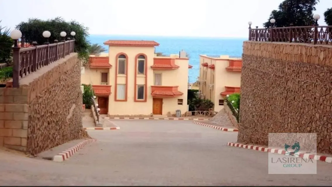 Luxurious Villa with Private Pool and Garden