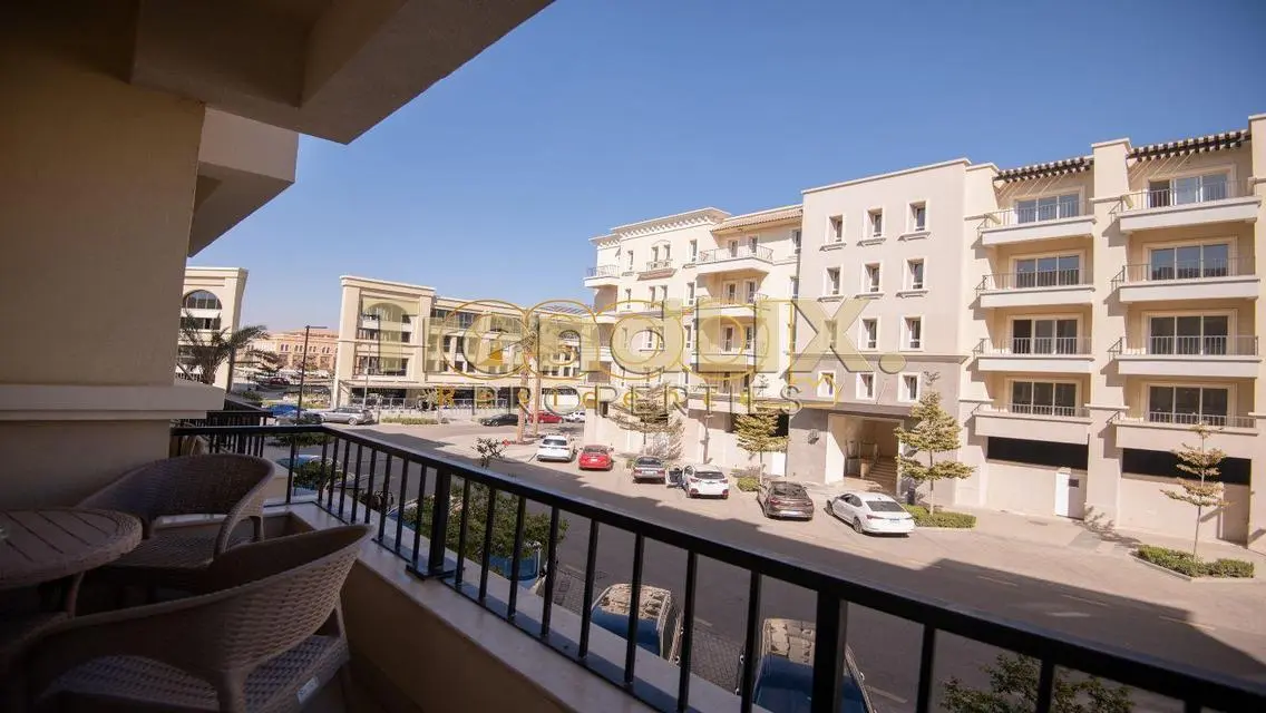 Luxury Apartment in Mivida with Scenic View